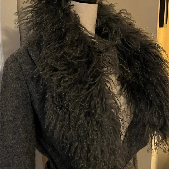 Chic Gray wool jacket with real lamb fur, medium size woman! So warm, chic - Picture 3 of 17